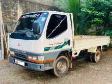 https://riyasewana.com/uploads/mitsubishi-canter-10-5-251757224563.jpg