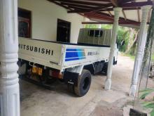https://riyasewana.com/uploads/mitsubishi-canter-10-5-81427556294.jpg
