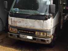 Mitsubishi Canter 2000 Lorry