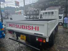 https://riyasewana.com/uploads/mitsubishi-canter-12-5ft-1998-421365812624.jpg