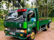 Mitsubishi Canter 1983 Lorry