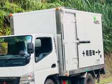 Mitsubishi Canter 2010 Lorry