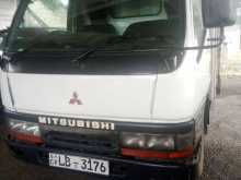 Mitsubishi Canter 2000 Lorry