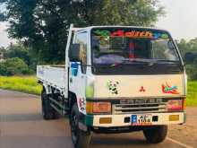 Mitsubishi Canter 1984 Lorry