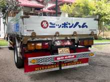 https://riyasewana.com/uploads/mitsubishi-canter-1990-3016301112214.jpg