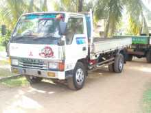 https://riyasewana.com/uploads/mitsubishi-canter-1992-1610592912224.jpg