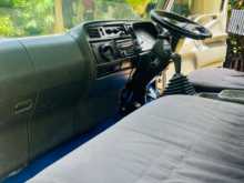 https://riyasewana.com/uploads/mitsubishi-canter-1996-413092912844.jpg