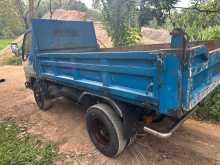 https://riyasewana.com/uploads/mitsubishi-canter-1999-115574112072.jpg