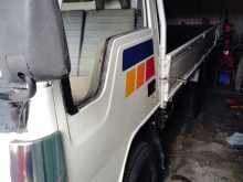 https://riyasewana.com/uploads/mitsubishi-canter-20-1987-2311031112203.jpg