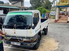 Mitsubishi Canter 2000 Lorry