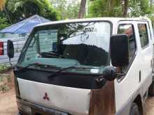 https://riyasewana.com/uploads/mitsubishi-canter-2005-1813105812792.jpg
