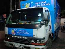 Mitsubishi Canter 2010 Lorry
