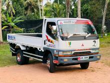 Mitsubishi Canter 1981 Lorry