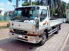 Mitsubishi Canter 2000 Lorry