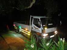 https://riyasewana.com/uploads/mitsubishi-canter-350-1996-1911532712363.jpg
