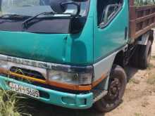 Mitsubishi Canter 2010 Lorry