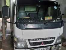 Mitsubishi Canter 2010 Lorry