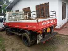 https://riyasewana.com/uploads/mitsubishi-canter-adi-2000-2719581612334.jpg