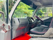 https://riyasewana.com/uploads/mitsubishi-canter-coustom-171136196265.jpg