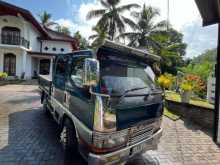 Mitsubishi Canter CrewCab 2000 Crew Cab