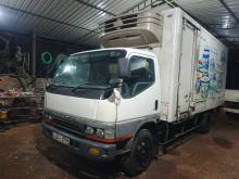 Mitsubishi Canter Freezer 16-5Ft 2005 Lorry