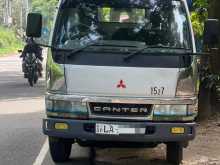 Mitsubishi Canter 2000 Lorry