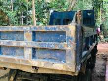 https://riyasewana.com/uploads/mitsubishi-canter-tipper-16922194932.jpg
