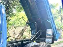 https://riyasewana.com/uploads/mitsubishi-canter-tipper-1922101622883.jpg