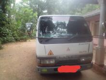 Mitsubishi Canter 2000 Lorry