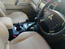 https://riyasewana.com/uploads/mitsubishi-center-spear-3116354117165.jpg