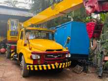 Mitsubishi Crane 1978 Heavy-Duty