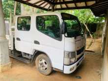Mitsubishi Fuso 2011 Crew Cab