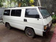 Mitsubishi Delica 1986 Van