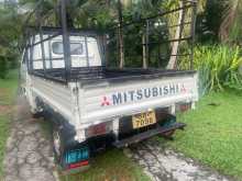 https://riyasewana.com/uploads/mitsubishi-delica-1978-2214493512154.jpg
