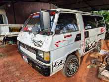 Mitsubishi Delica 1982 Van