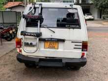 Mitsubishi Delica 1984 Van