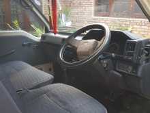 https://riyasewana.com/uploads/mitsubishi-delica-1984-47214512523.jpg