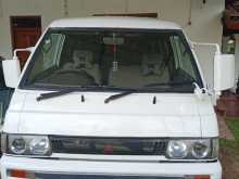 Mitsubishi Delica 1987 Van