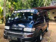 Mitsubishi Delica 1990 Van