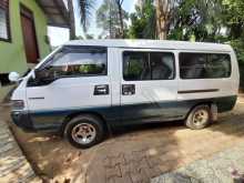 Mitsubishi DELICA 1998 Van