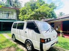 Mitsubishi Delica 1989 Van