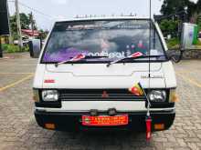 Mitsubishi DELICA 1984 Van