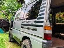 Mitsubishi Delica 1990 Van