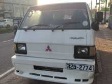 Mitsubishi Delica 2000 Van