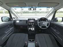 https://riyasewana.com/uploads/mitsubishi-delica-d5-2009-712081412494.jpg
