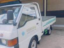https://riyasewana.com/uploads/mitsubishi-delica-freazer-1995-213064212143.jpg