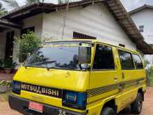 Mitsubishi Delica L300 1982 Van