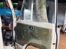 https://riyasewana.com/uploads/mitsubishi-delica-l-278594817874.jpg