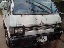 Mitsubishi DELICA L300 1985 Van