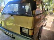 Mitsubishi Delica L300 1992 Van